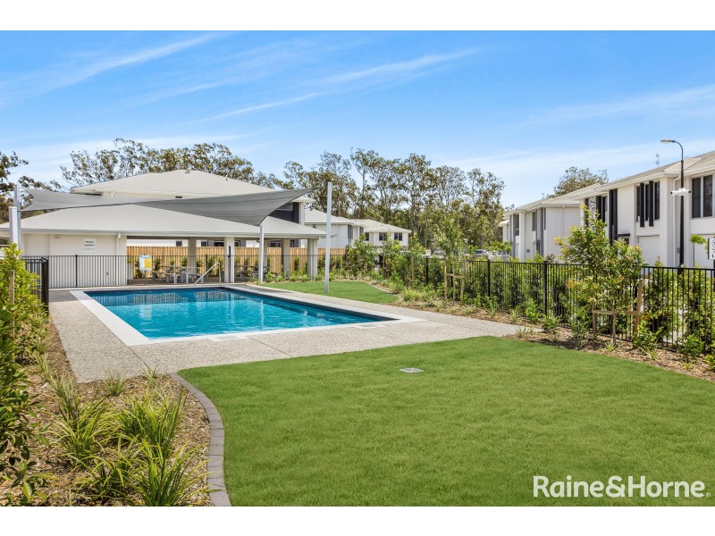 4/188 Gainsborough Drive, Pimpama QLD 4209