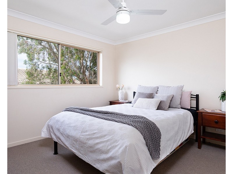 18/06 Canton Court, Manly West QLD 4179