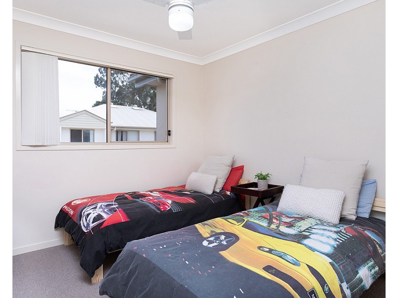 18/06 Canton Court, Manly West QLD 4179