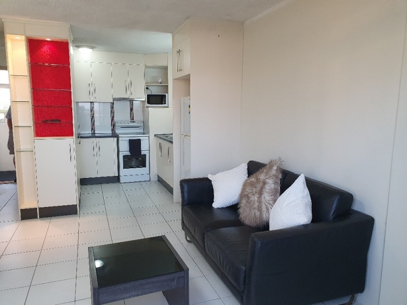 511/2 Barney Street, Southport QLD 4215