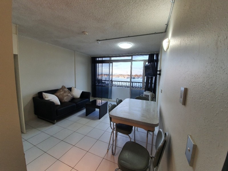 511/2 Barney Street, Southport QLD 4215