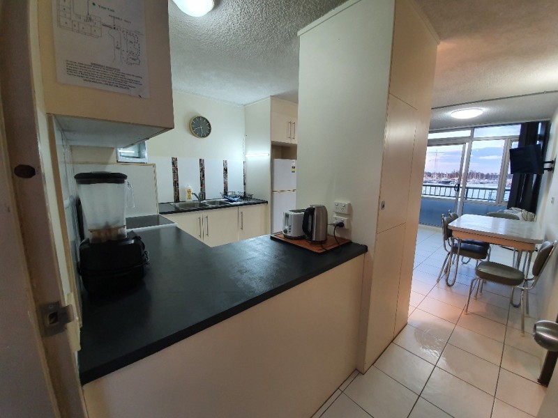 511/2 Barney Street, Southport QLD 4215