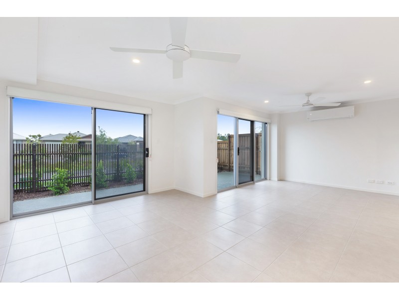 102/370 Gainsborough Drive, Pimpama QLD 4209