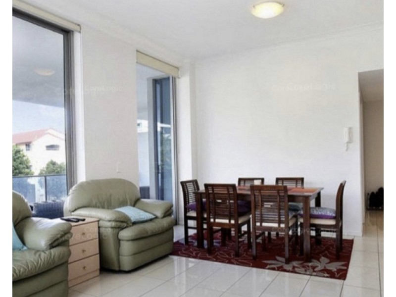 106/20 Labrador St, Labrador QLD 4215