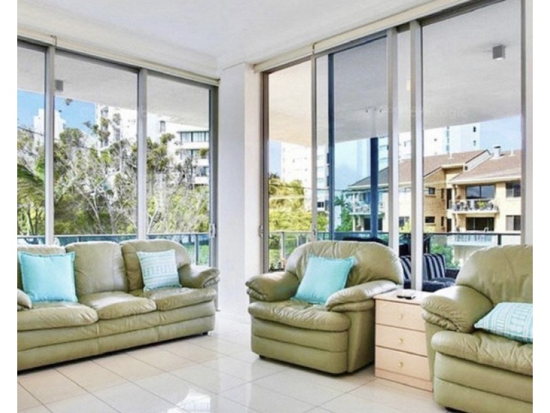 106/20 Labrador St, Labrador QLD 4215