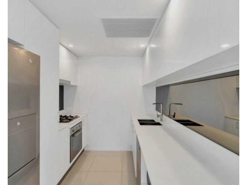 106/20 Labrador St, Labrador QLD 4215