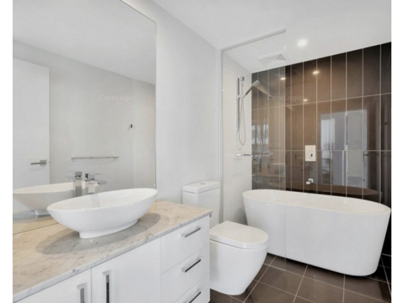 106/20 Labrador St, Labrador QLD 4215