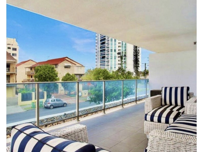106/20 Labrador St, Labrador QLD 4215