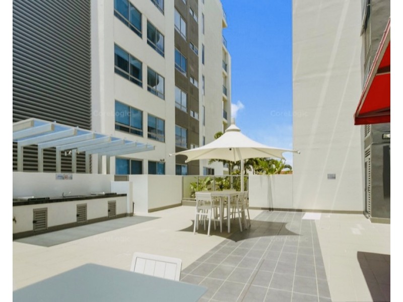 106/20 Labrador St, Labrador QLD 4215