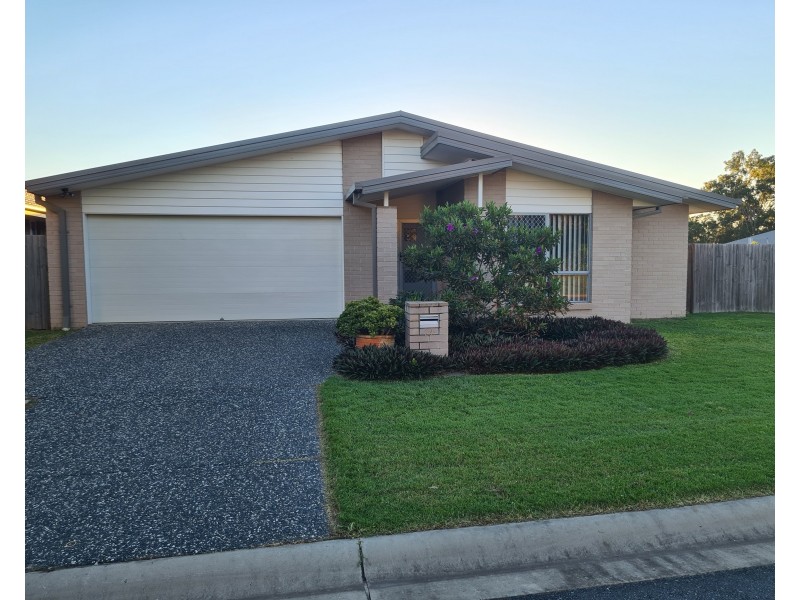 29 Feather Crt, Morayfield QLD 4506