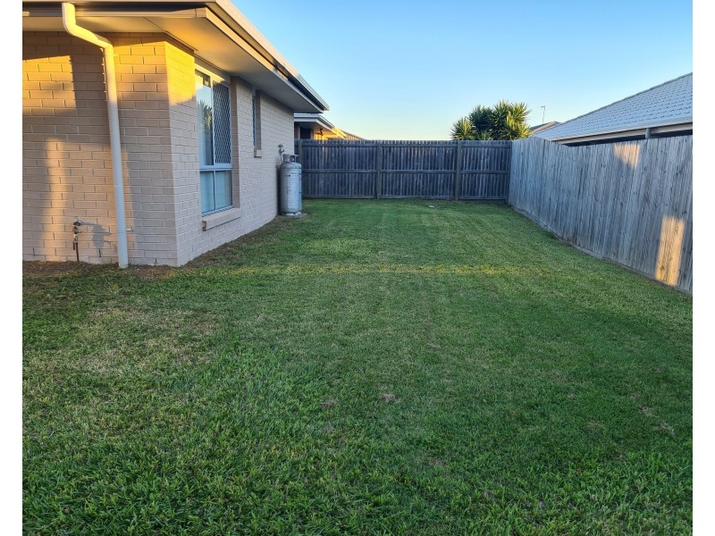 29 Feather Crt, Morayfield QLD 4506