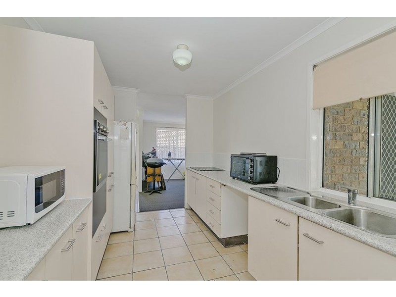 8 Seymour Court, Eagleby QLD 4207