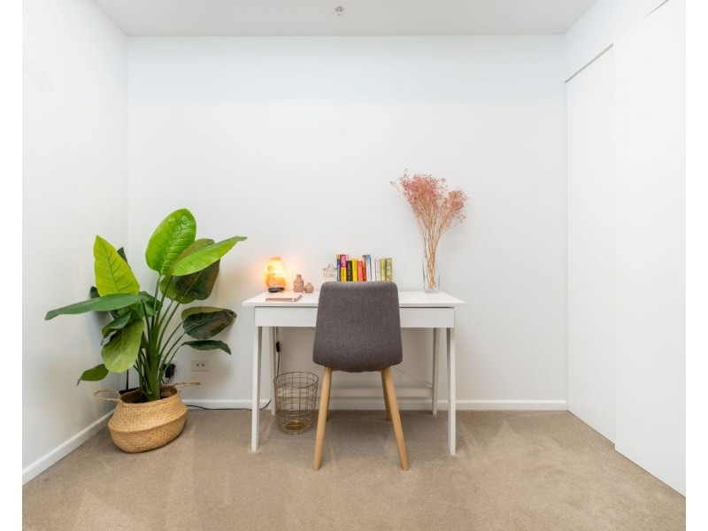 1098/123 Cavendish Road, Coorparoo QLD 4151