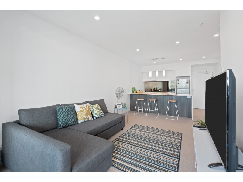 10608/300 Old Cleveland Road, Coorparoo QLD 4151