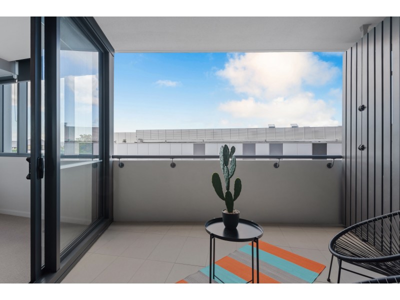 10608/300 Old Cleveland Road, Coorparoo QLD 4151