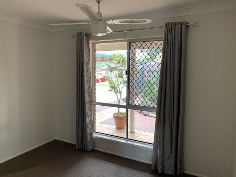 4 Oxley Circuit, Daisy Hill QLD 4127