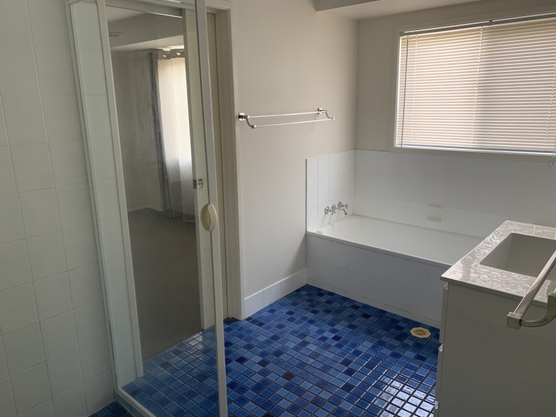 4 Oxley Circuit, Daisy Hill QLD 4127