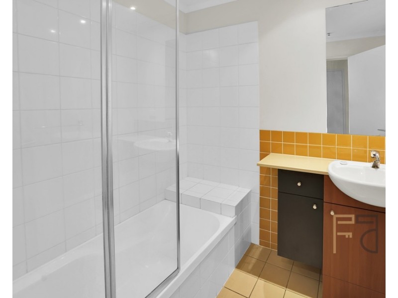 54 Vernon Terrace, Teneriffe QLD 4005