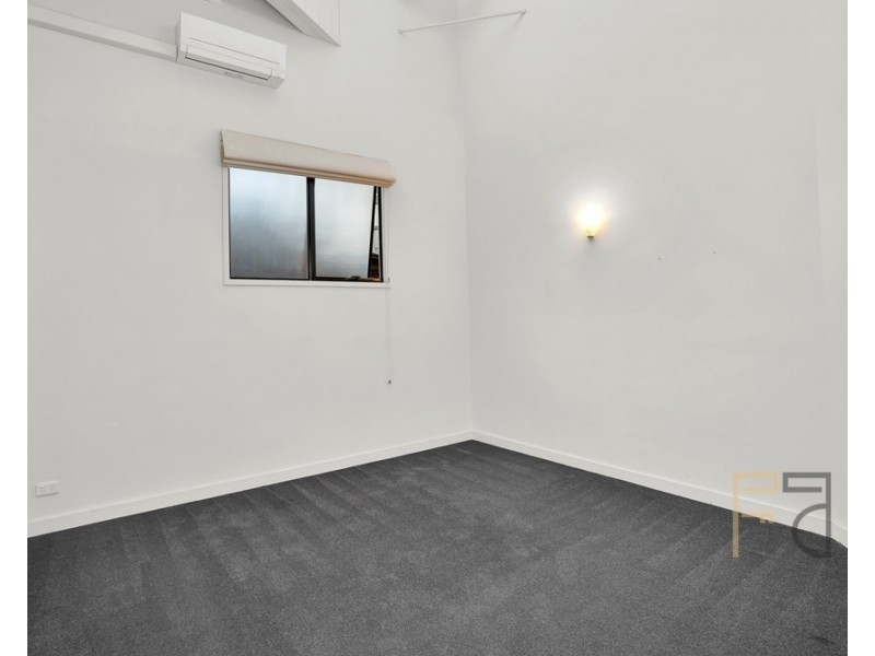 54 Vernon Terrace, Teneriffe QLD 4005