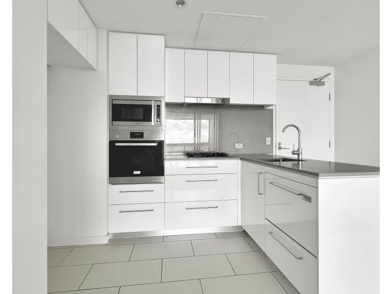 2025/16 Hamilton Place, Bowen Hills QLD 4006