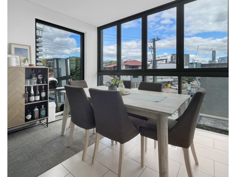 10961/16 hamilton place, Bowen Hills QLD 4006