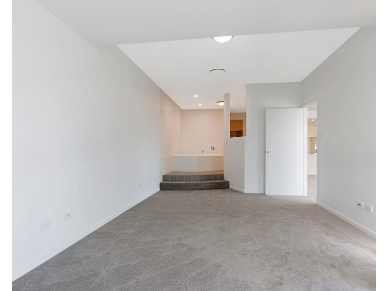 23P 32 Middle Street, Cleveland QLD 4163