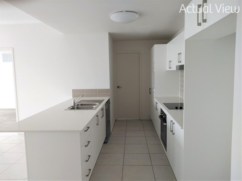 27/3 Mclennan Court, North Lakes QLD 4509