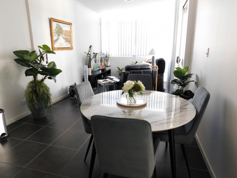 2/3 McLennan Court, North Lakes QLD 4509