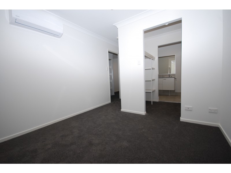 21/51 James Edward Street, Richlands QLD 4077