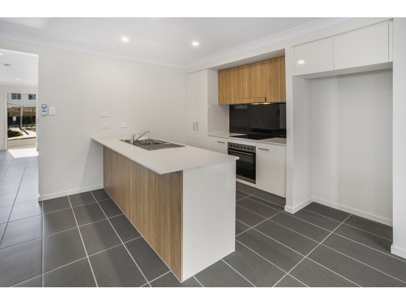 110/5 Spring Avenue, Springfield Lakes QLD 4300