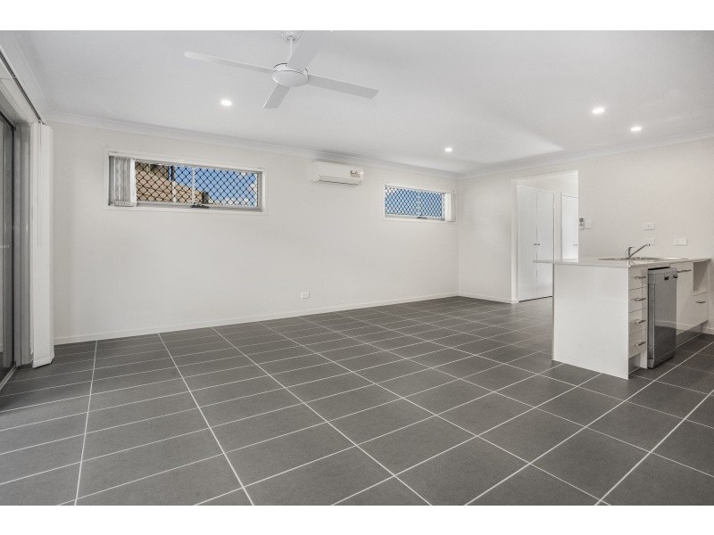 110/5 Spring Avenue, Springfield Lakes QLD 4300