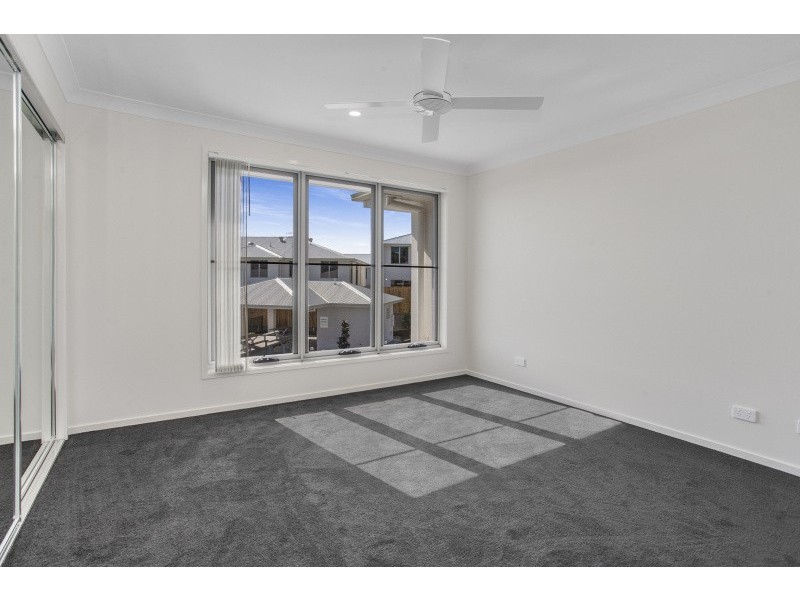 110/5 Spring Avenue, Springfield Lakes QLD 4300