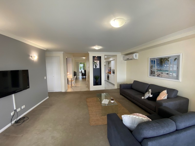 166/251 Varsity Parade, Varsity Lakes QLD 4227