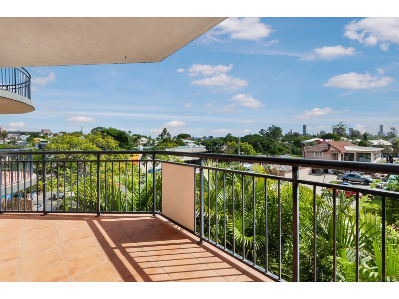 67/55 HARRIES ROAD, Coorparoo QLD 4151