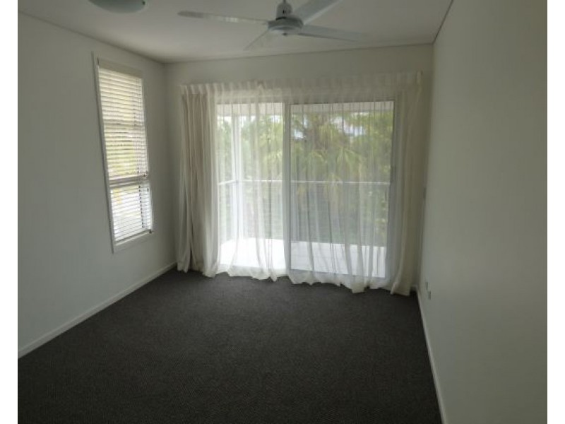 81/7 Grand Parade, Kawana Island QLD 4575