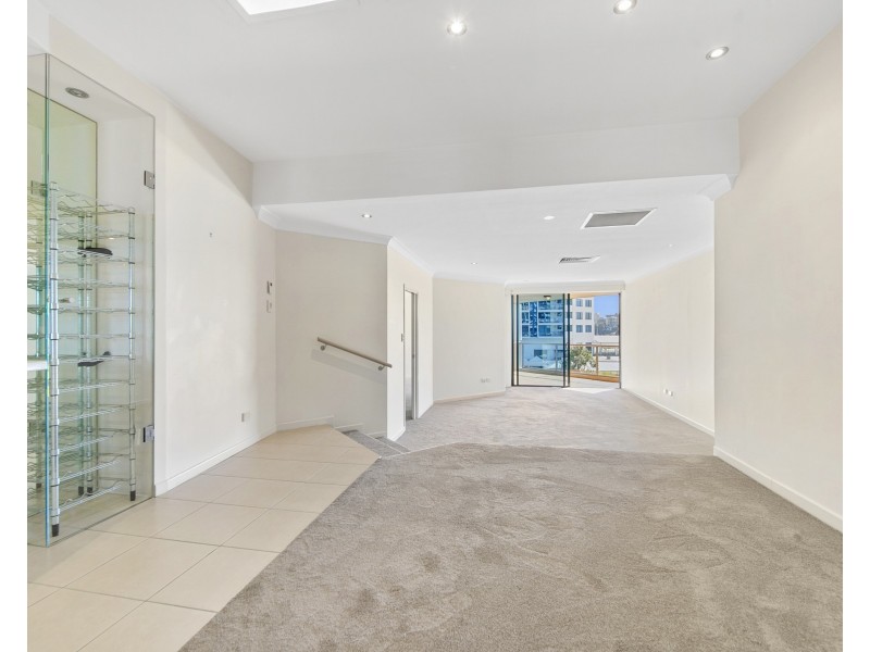 37/78 Cairns Street, Kangaroo Point QLD 4169