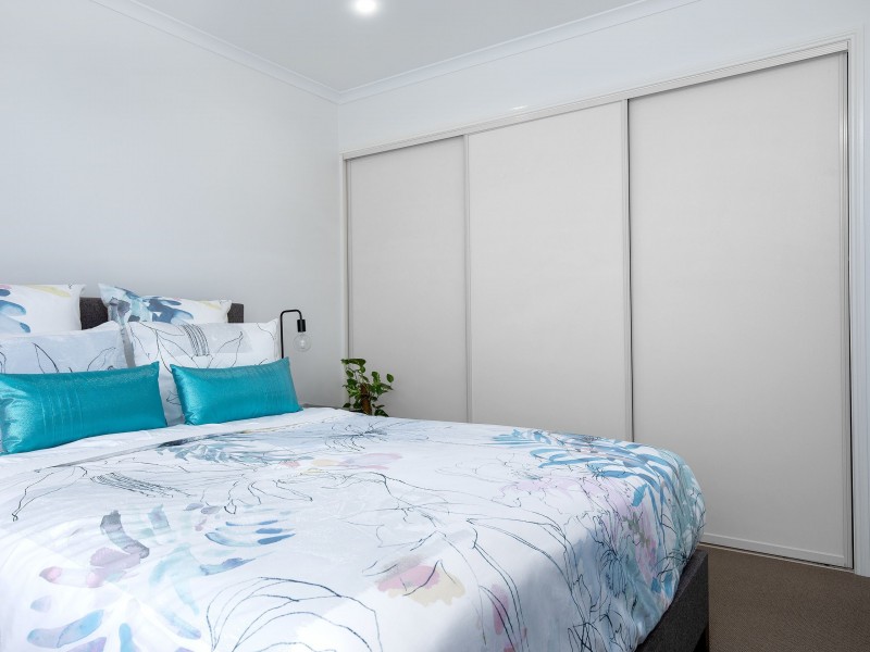 2/718 Wynnum Road, Morningside QLD 4170