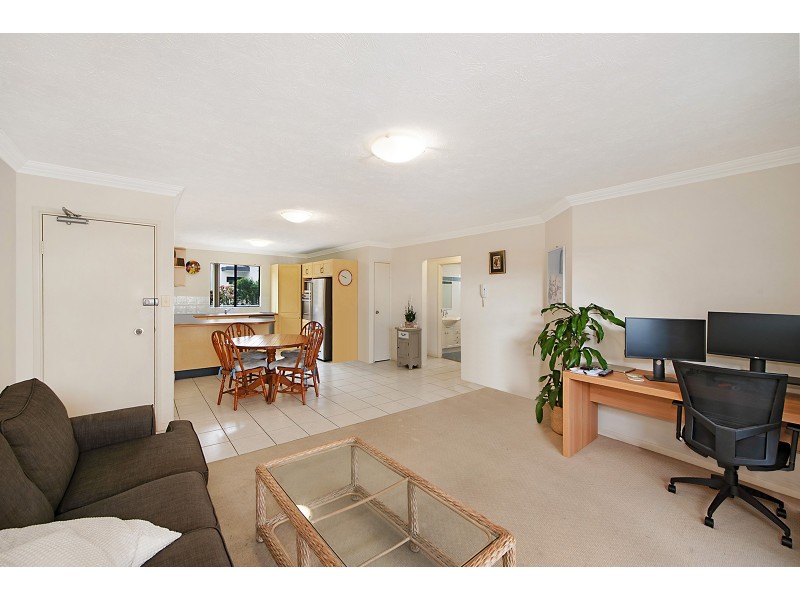 17/15 Dansie Street, Greenslopes QLD 4120