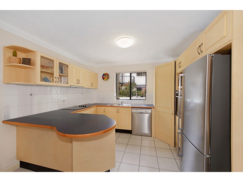 17/15 Dansie Street, Greenslopes QLD 4120