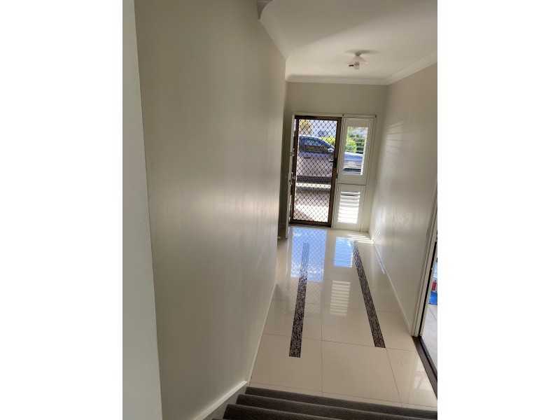 1 Lakes Entrance Drive, Springfield Lakes QLD 4300