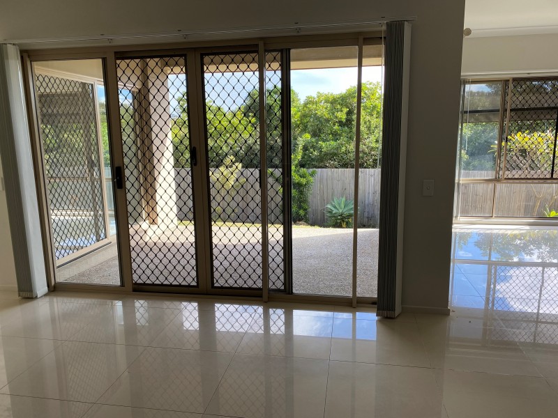 1 Lakes Entrance Drive, Springfield Lakes QLD 4300