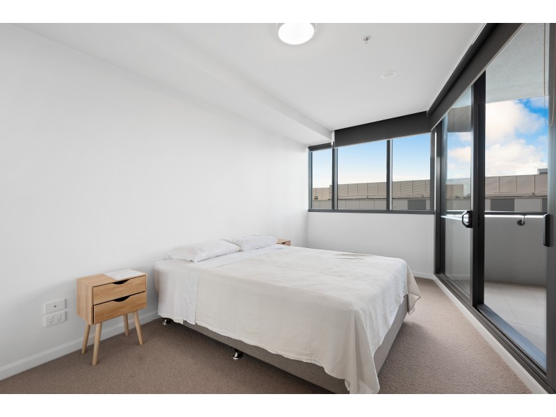 11409/300 Old Cleveland Road, Coorparoo QLD 4151