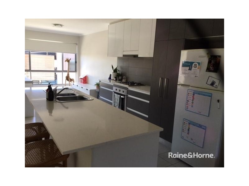 Two Livings/U63 / 123 Barrack Road, Cannon Hill QLD 4170