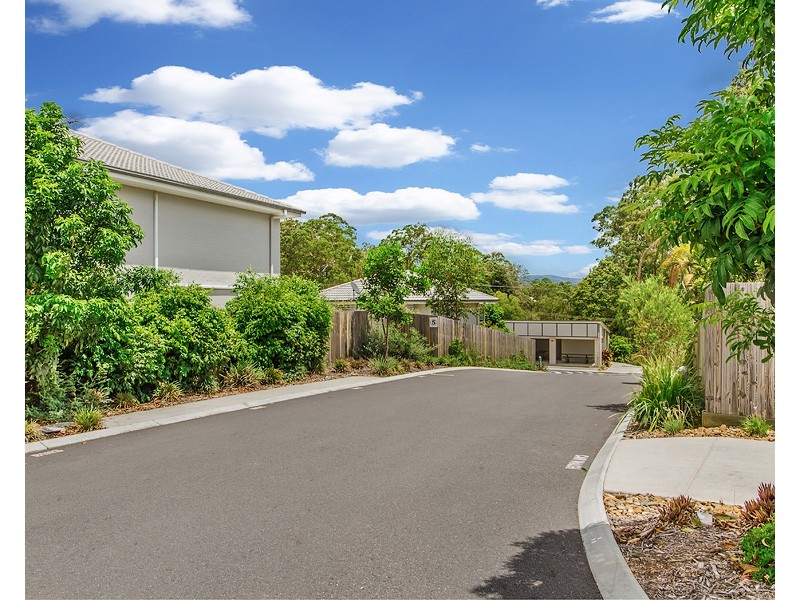 16/1 Gumview Street, Albany Creek QLD 4035