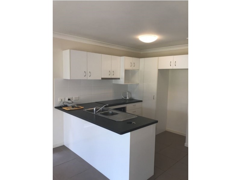 1/19 Mccurley Street, Wynnum West QLD 4178