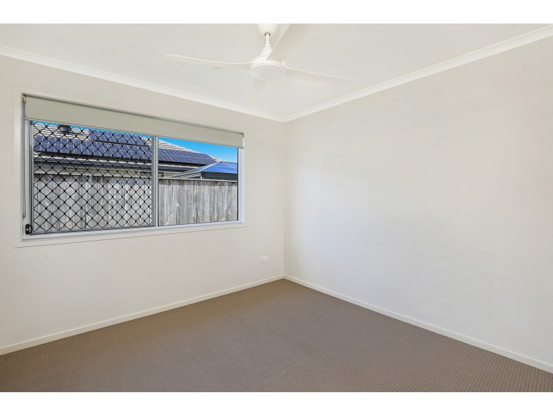 12 Henning st, Meridan Plains QLD 4551
