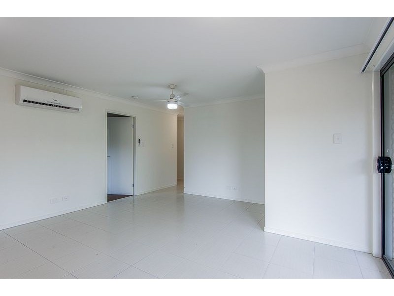 2/12 Lane Court, Mount Warren Park QLD 4207