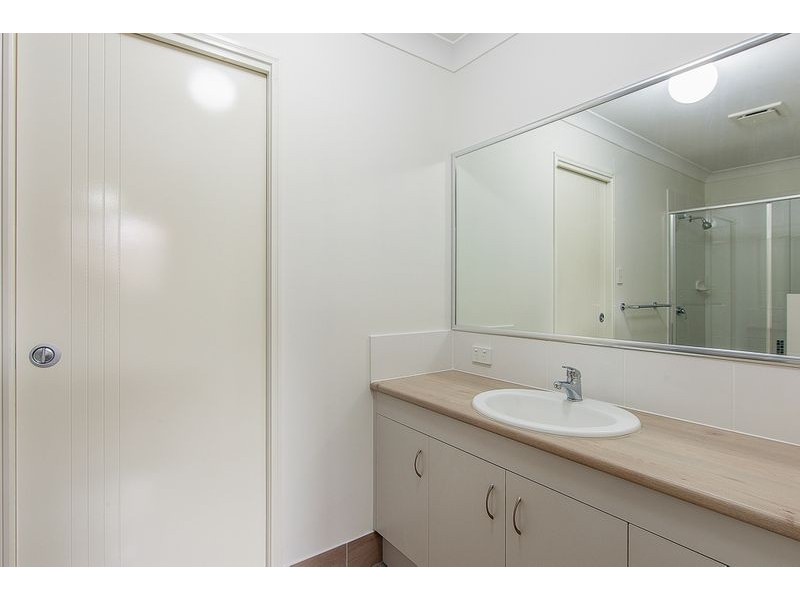 2/12 Lane Court, Mount Warren Park QLD 4207