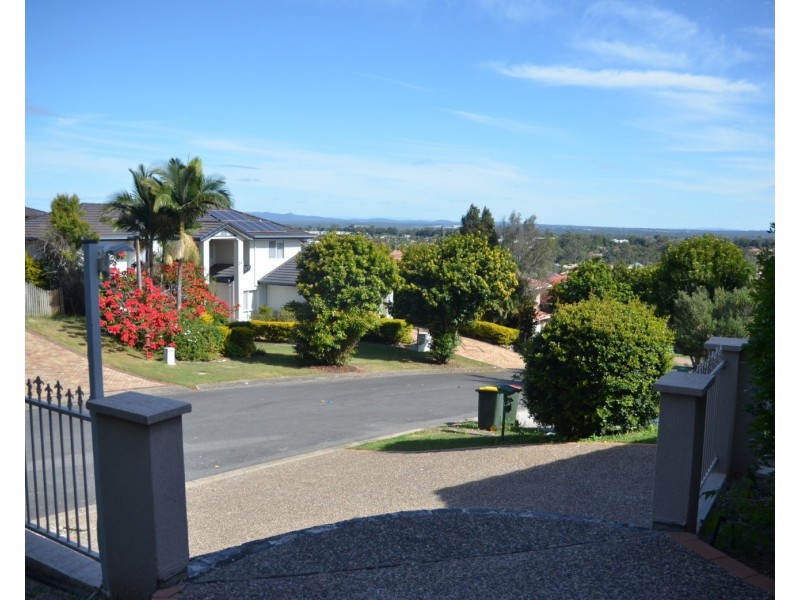 22 Tulipwood Place, Stretton QLD 4116