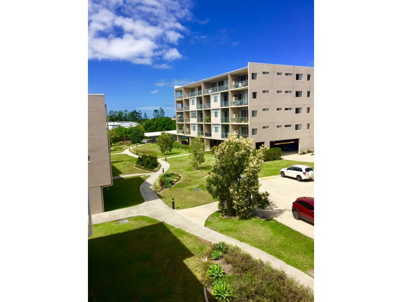 D10/3 McLennan Court, North Lakes QLD 4509